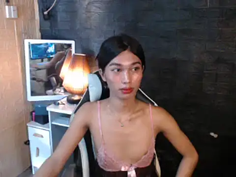 Snapshot of ToKeNa chatting on 13, 3, 2025 ToKeNa online show from 13, 3, 2025
