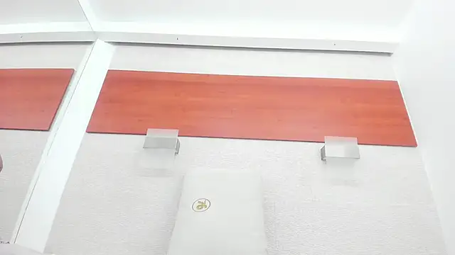 Snapshot of allice_green chatting on 4, 2, 2025 allice green online show from 4, 2, 2025