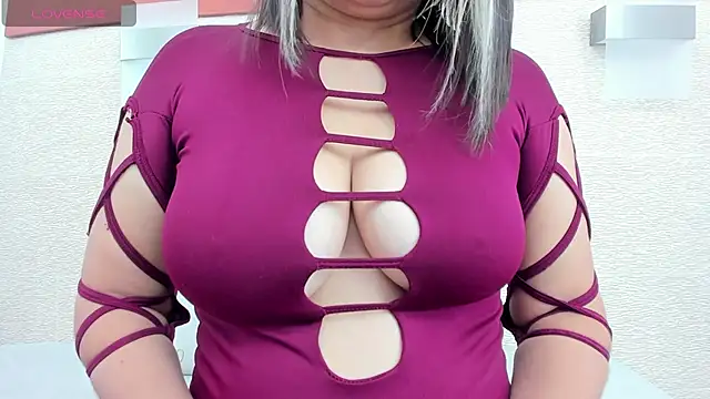 Snapshot of allice_green chatting on 21, 3, 2025 allice green online show from 21, 3, 2025