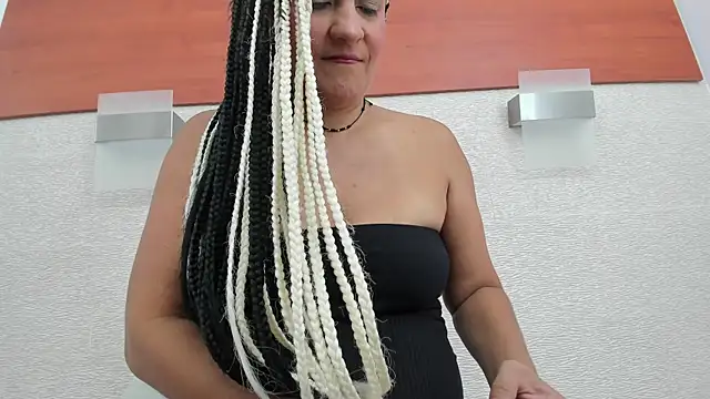 Snapshot of allice_green chatting on 22, 10, 2025 allice green online show from 22, 10, 2025