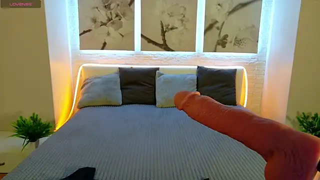 Snapshot of Betty_June chatting on 3, 4, 2026 Betty June online show from 3, 4, 2026