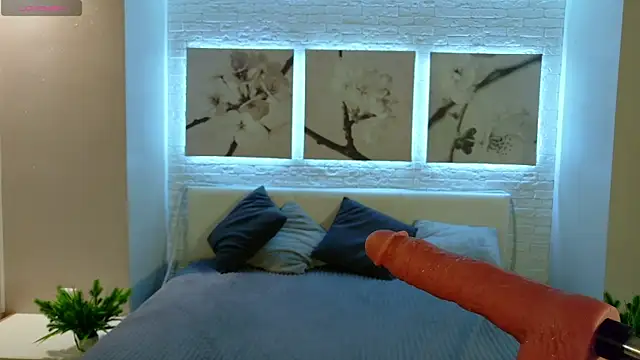 Snapshot of Betty_June chatting on 17, 4, 2026 Betty June online show from 17, 4, 2026