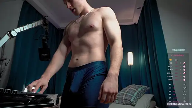 VIktorSecret online show from 14, 3, 2026