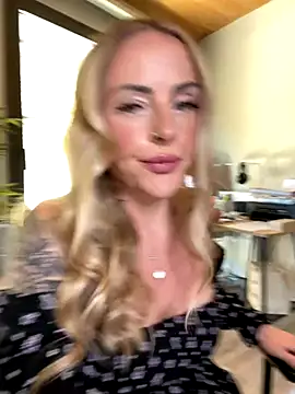 EmaSalis online show from 4, 11, 2025