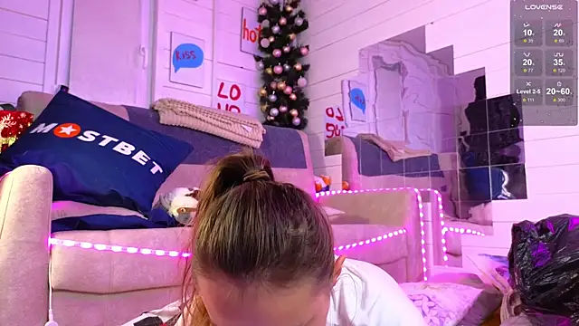 Misss Vikk online show from 20, 12, 2024