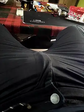 Snapshot of NickTheGreek99 chatting on 14, 1, 2025 NickTheGreek99 online show from 14, 1, 2025