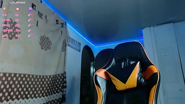 Snapshot of Adam_Hudsond chatting on 25, 11, 2025 Adam Hudsond online show from 25, 11, 2025