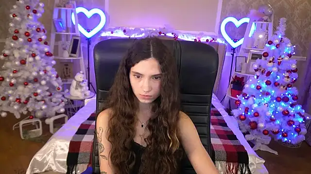 Snapshot of BabyFlowerr chatting on 23, 12, 2024 BabyFlowerr online show from 23, 12, 2024