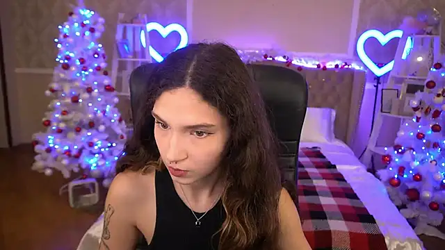 Snapshot of BabyFlowerr chatting on 23, 12, 2024 BabyFlowerr online show from 23, 12, 2024