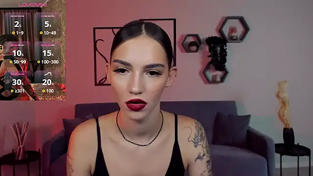 Snapshot of SophieCatty chatting on 20, 11, 2025 SophieCatty online show from 20, 11, 2025