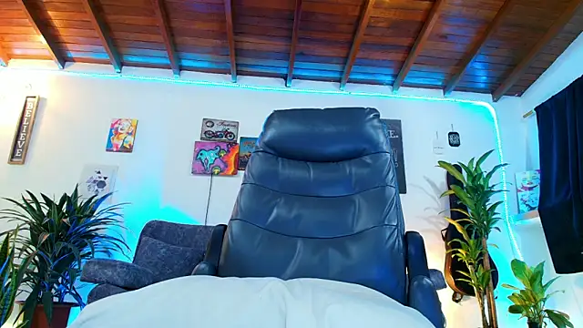 Snapshot of RyanCarter_ chatting on 28, 9, 2025 RyanCarter  online show from 28, 9, 2025