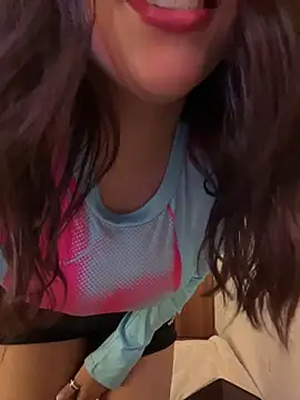 Snapshot of marcimaa chatting on 5, 12, 2024 marcimaa online show from 5, 12, 2024