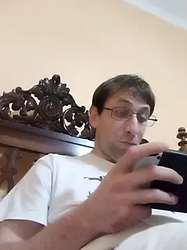 Snapshot of White_rabbit_ chatting on 7, 12, 2024 White rabbit  online show from 7, 12, 2024