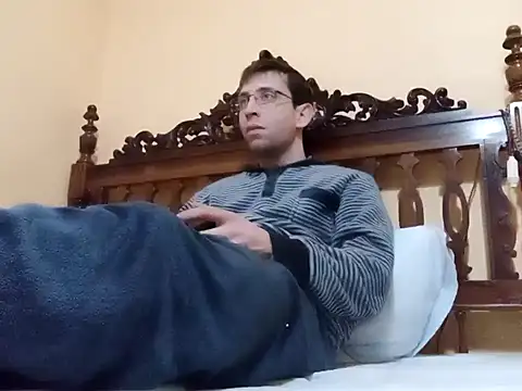 Snapshot of White_rabbit_ chatting on 24, 1, 2025 White rabbit  online show from 24, 1, 2025