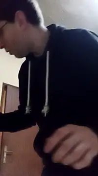 Snapshot of White_rabbit_ chatting on 1, 3, 2025 White rabbit  online show from 1, 3, 2025