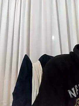 Snapshot of White_rabbit_ chatting on 13, 3, 2025 White rabbit  online show from 13, 3, 2025