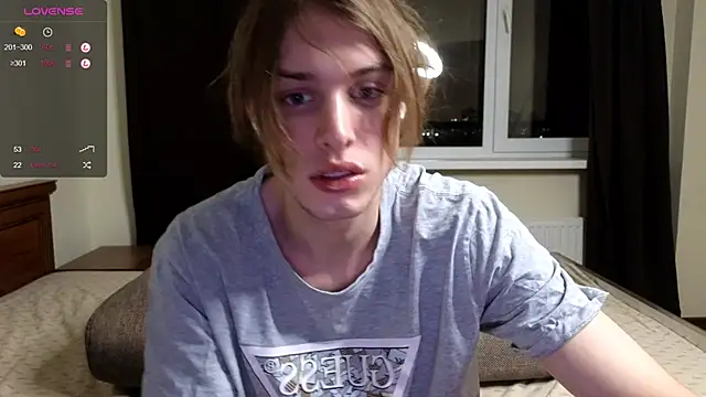 Snapshot of Cryptikov chatting on 8, 12, 2024 Cryptikov online show from 8, 12, 2024