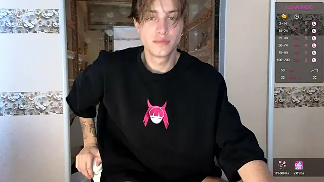 Snapshot of Cryptikov chatting on 28, 10, 2025 Cryptikov online show from 28, 10, 2025