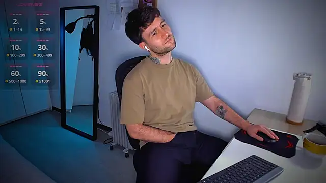 Snapshot of HonestAndrew chatting on 17, 2, 2026 HonestAndrew online show from 17, 2, 2026