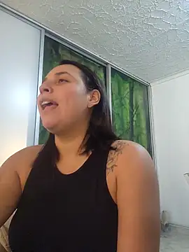 LizzRouse online show from 10, 3, 2026