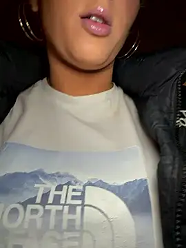 Strongqueen online show from 10, 1, 2026