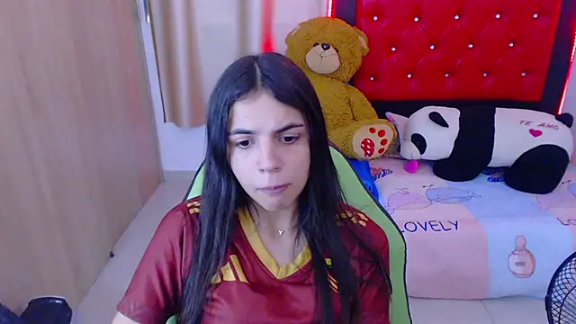 Snapshot of _elenna chatting on 3, 2, 2025 elenna online show from 3, 2, 2025