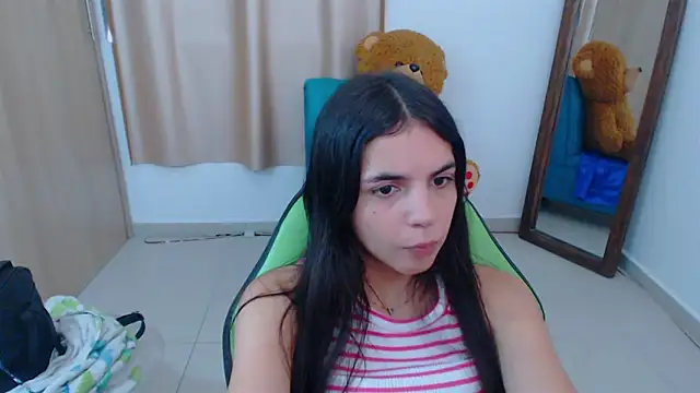 Snapshot of _elenna chatting on 21, 2, 2025 elenna online show from 21, 2, 2025