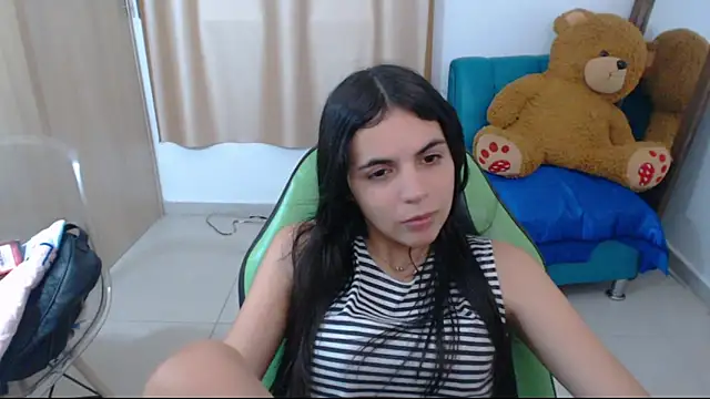 Snapshot of _elenna chatting on 25, 2, 2025 elenna online show from 25, 2, 2025