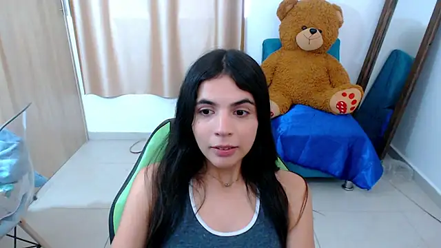 Snapshot of _elenna chatting on 28, 2, 2025 elenna online show from 28, 2, 2025