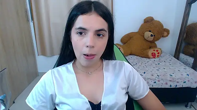 Snapshot of _elenna chatting on 1, 3, 2025 elenna online show from 1, 3, 2025