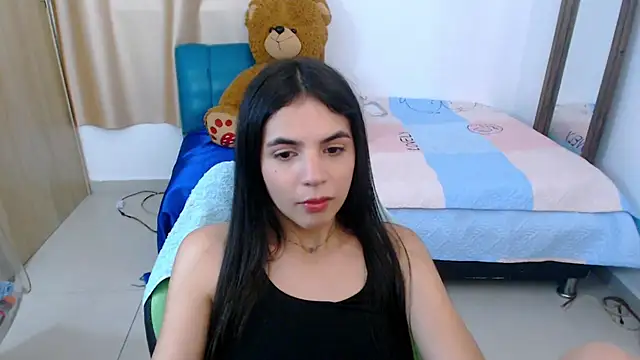 Snapshot of _elenna chatting on 7, 3, 2025 elenna online show from 7, 3, 2025