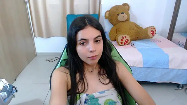 Snapshot of _elenna chatting on 11, 3, 2025 elenna online show from 11, 3, 2025