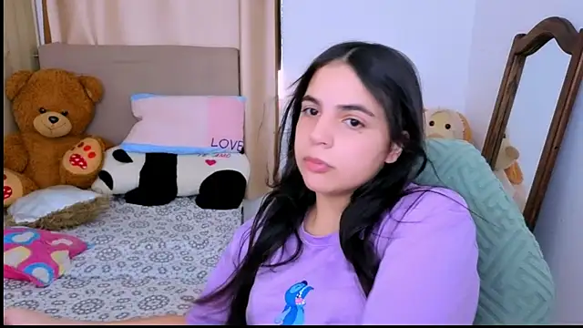 Snapshot of _elenna chatting on 13, 11, 2025 elenna online show from 13, 11, 2025