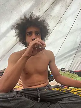 Snapshot of Mrvanillaa chatting on 2, 4, 2026 Mrvanillaa online show from 2, 4, 2026