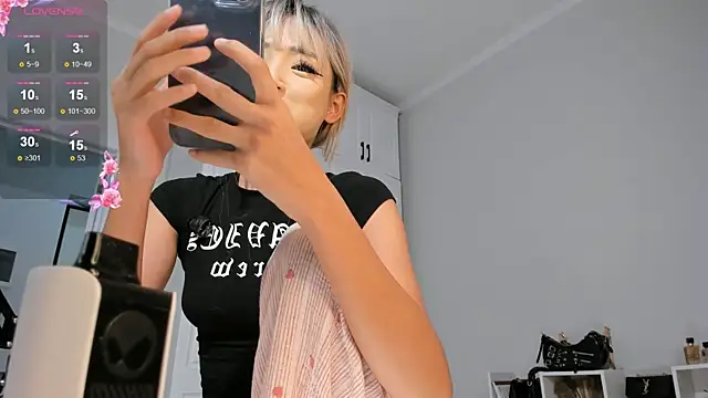 mikio san online show from 14, 4, 2026