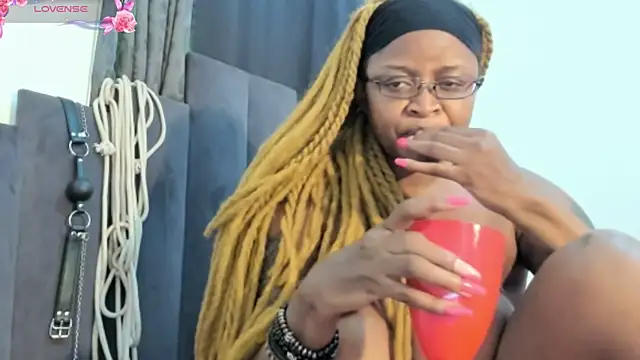 Snapshot of CuteBustyBabes chatting on 30, 12, 2024 CuteBustyBabes online show from 30, 12, 2024