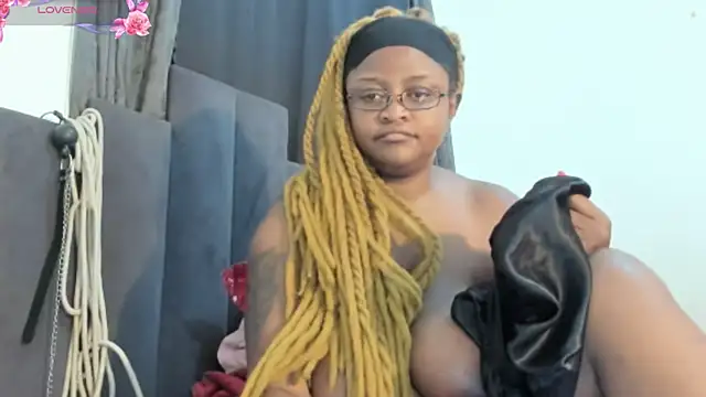 Snapshot of CuteBustyBabes chatting on 30, 12, 2024 CuteBustyBabes online show from 30, 12, 2024