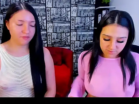 Snapshot of Isa_And_Natasha chatting on 17, 2, 2026 Isa And Natasha online show from 17, 2, 2026