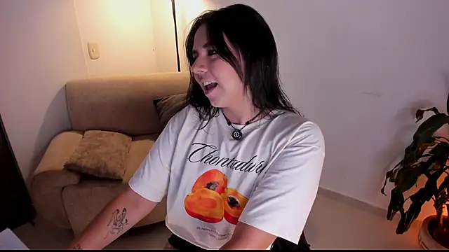 Snapshot of Amber__Davis chatting on 24, 3, 2026 Amber Davis online show from 24, 3, 2026