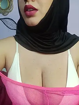 Snapshot of Deina_bunny chatting on 1, 8, 2026 Deina bunny online show from 1, 8, 2026