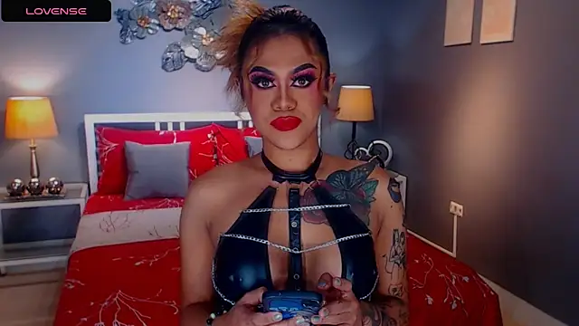 StellaStrong30 online show from 19, 2, 2025