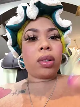 Snapshot of ThickAssRena chatting on 26, 3, 2026 ThickAssRena online show from 26, 3, 2026