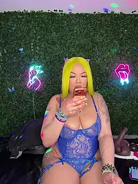 Snapshot of ThickAssRena chatting on 1, 4, 2026 ThickAssRena online show from 1, 4, 2026