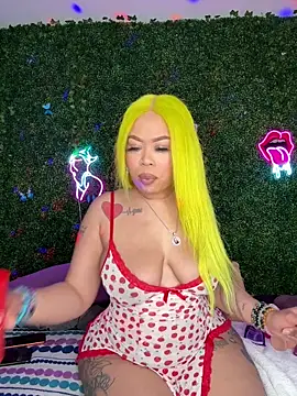 Snapshot of ThickAssRena chatting on 15, 4, 2026 ThickAssRena online show from 15, 4, 2026