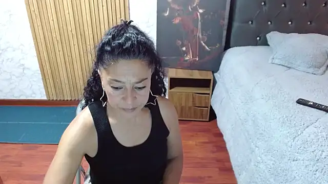 Snapshot of Anitta_muscle chatting on 13, 3, 2026 Anitta muscle online show from 13, 3, 2026