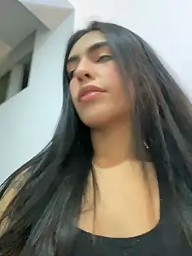 DaphneUwu online show from 25, 3, 2026