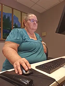 Snapshot of Hornybbw1978 chatting on 29, 7, 2026 Hornybbw1978 online show from 29, 7, 2026