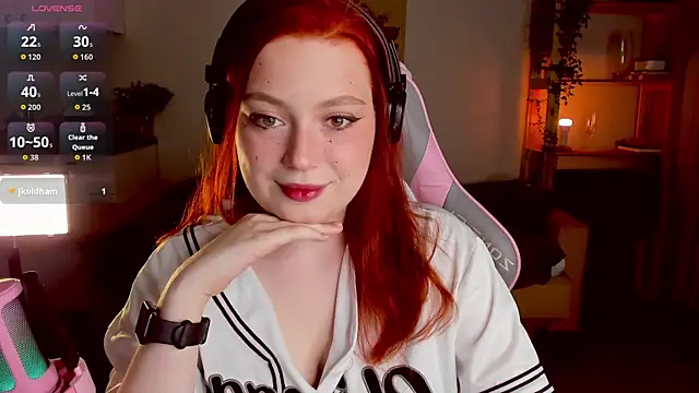 Snapshot of Sofy_Benson chatting on 22, 10, 2025 Sofy Benson online show from 22, 10, 2025