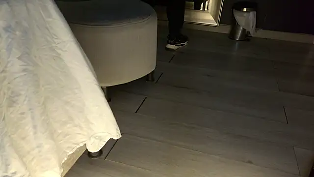 Snapshot of MarkWalker__ chatting on 25, 11, 2025 MarkWalker online show from 25, 11, 2025