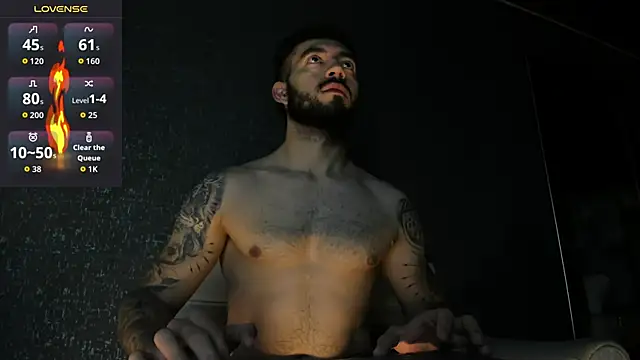 Snapshot of MarkWalker__ chatting on 17, 12, 2025 MarkWalker online show from 17, 12, 2025